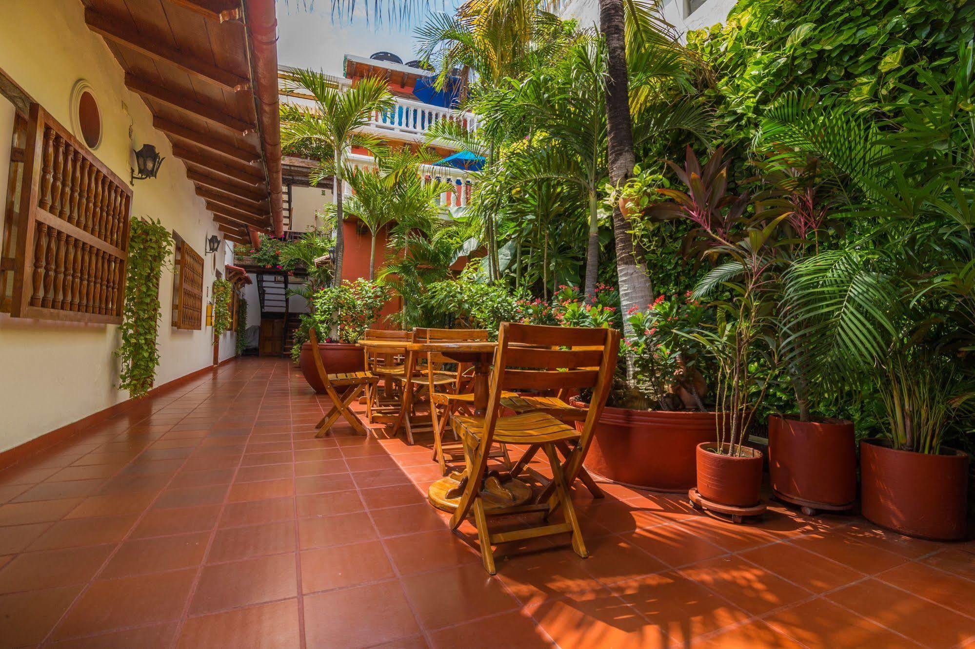 Hotel 3 Banderas Cartagena Kültér fotó